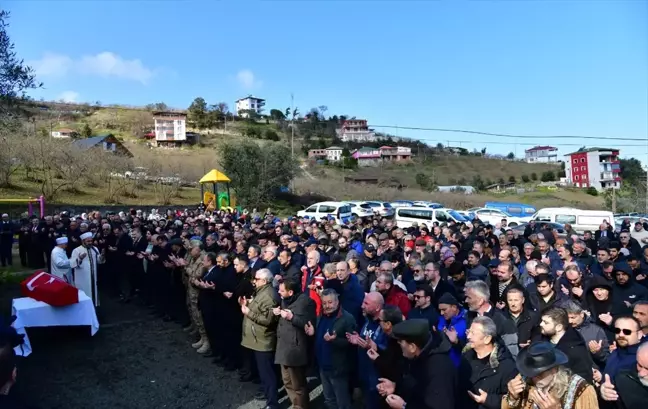 Kıbrıs Gazisi Ahmet Salih Akşan Son Yolculuğuna Uğurlandı