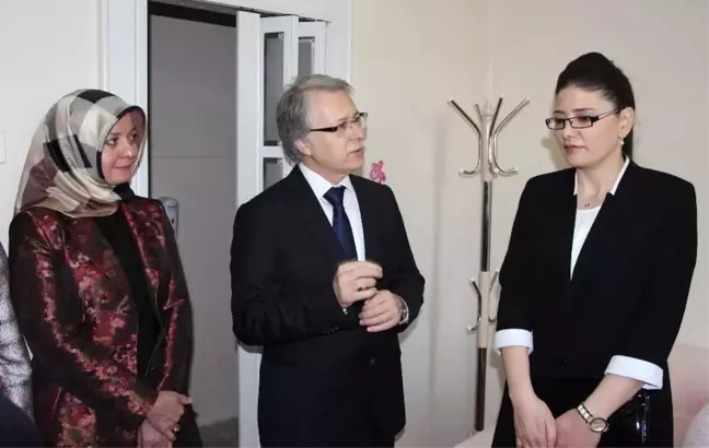 Sivas'ta 'Gebe Bilgilendirme Sınıfı' Kuruldu