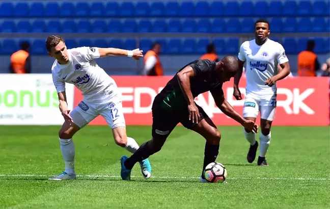 Akhisar Çıkışa Geçti