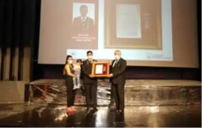 Bursa'da gazi ve şehit yakınlarına övünç madalyaları verildi