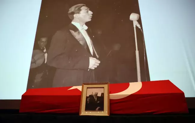 Prof. Dr. Alaeddin Yavaşca için AKM'de tören düzenlendi