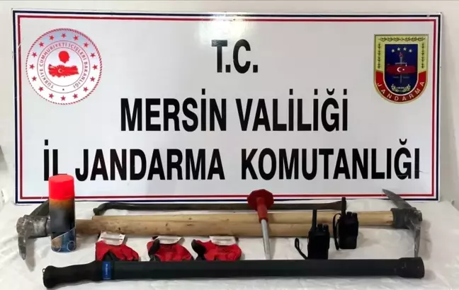 Mersin'de Kaçak Kazı Yapan 3 Şüpheli Yakalandı