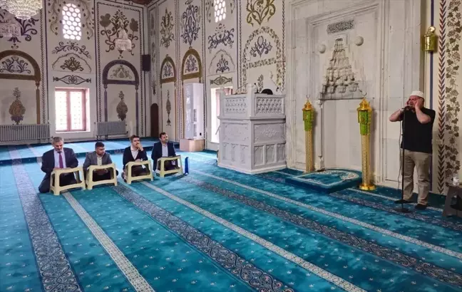 Niğde'nin Bor İlçesinde Ezanı Güzel Okuma Yarışması Düzenlendi