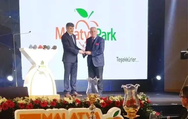 Film Festivali Sponsoru Malatya Park Plaket ile Ödüllendirildi