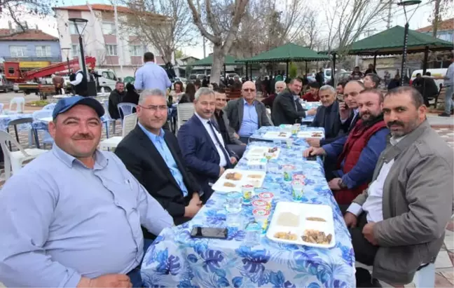 Başkan Yaralı, Kumkuyucak'ta Hayır Yemeğine Katıldı