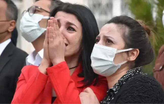 Bakan Selçuk'un açtığı Masal Evi'nde korkutan yangın