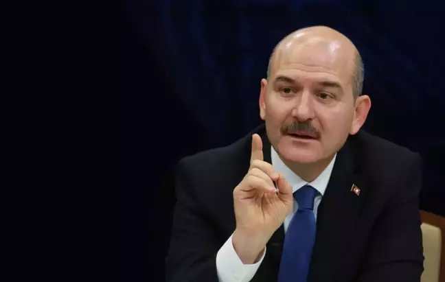 Ünlü anketçi Murat Gezici, Sedat Peker'in iddialarını yorumladı: Bakan Soylu üzerinden Türkiye'ye yapılmış müdahaledir