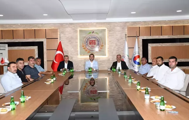 AK Parti Malatya Milletvekili Abdurrahman Babacan, Malatya Ticaret Borsası'nı ziyaret etti