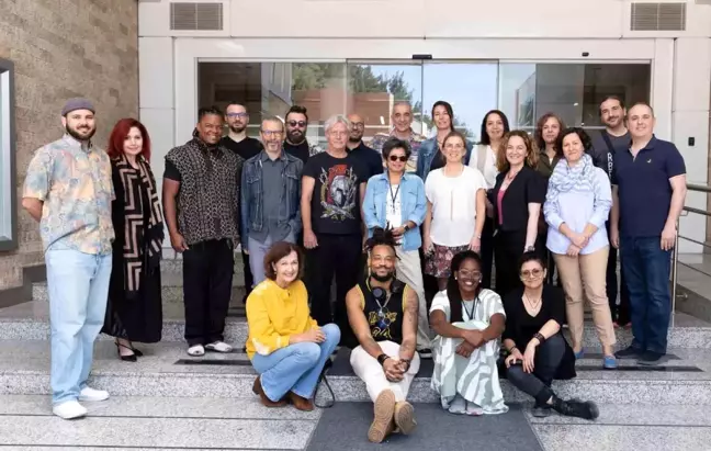 Curaçao Sanatçıları, Yaşar Üniversitesi'nde Sanat ve Tasarım Sempozyumu Düzenledi
