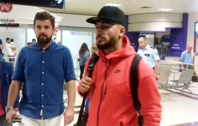 Trabzonspor, Kamil Ahmet Çörekçi'ye İmza Attırıyor