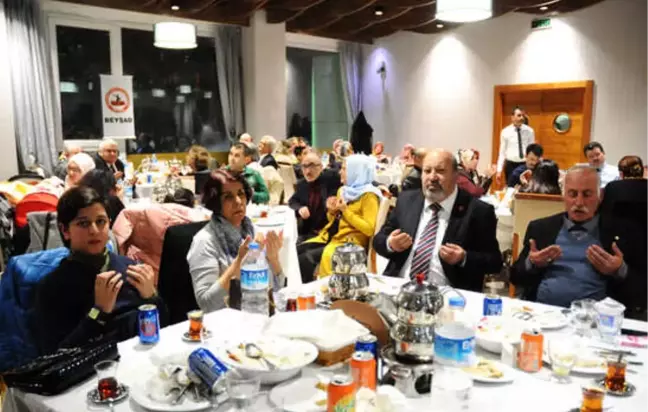 Şehit Aileleri Ve Gaziler Yemekte Buluştu