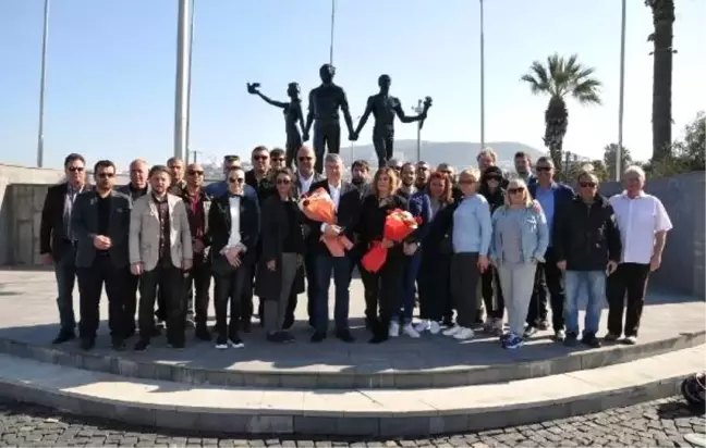 Kuşadası'ndaki Yabancılardan Yeni Zelanda'daki Katliama Tepki
