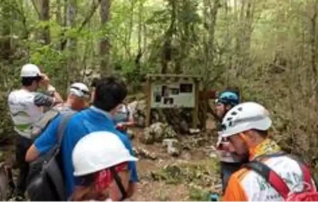 70 metre derinlikte ve 385 metre boyundaki ejder mağarası merak uyandırıyor