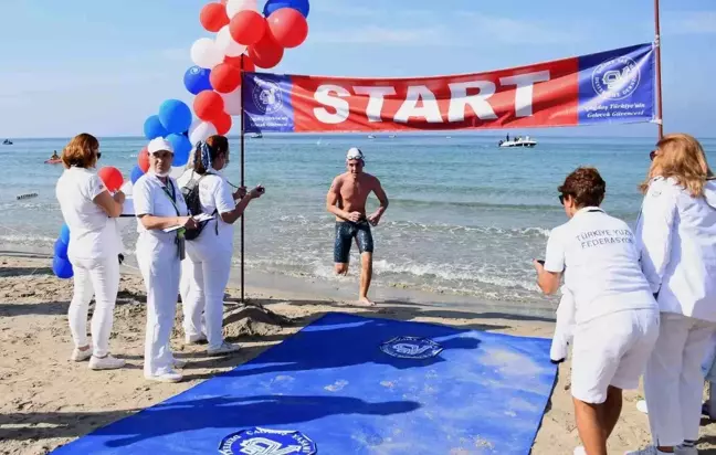 Kuşadası'nda kulaçlar üniversite öğrencileri için atıldı