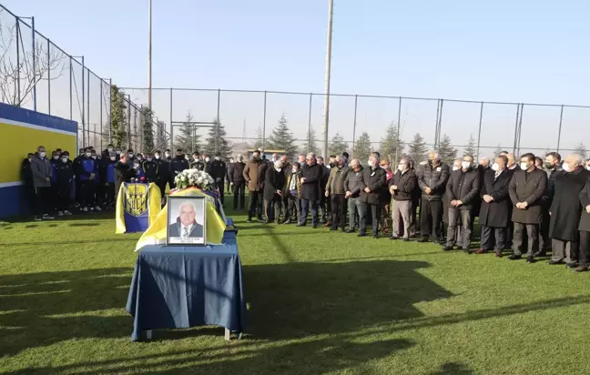 MKE Ankaragücü Kulübü eski başkanlarından Cemal Aydın, son yolculuğuna uğurlandı