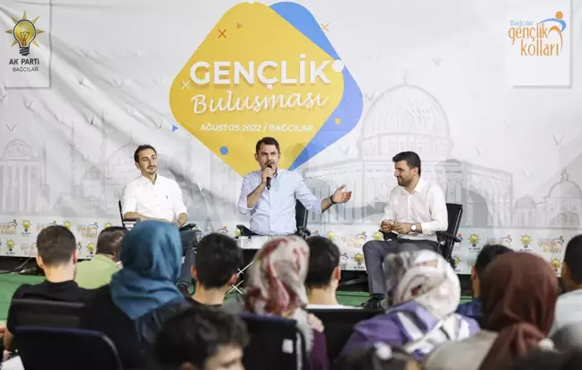 Çevre, Şehircilik ve İklim Değişikliği Bakanı Kurum, Bağcılar'da gençlerle buluşmada konuştu