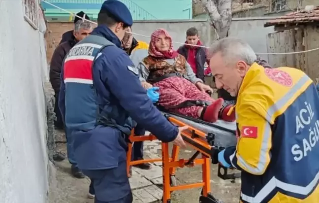 Çorum'da 90 Yaşındaki Kadın Huzurevine Yerleştirildi