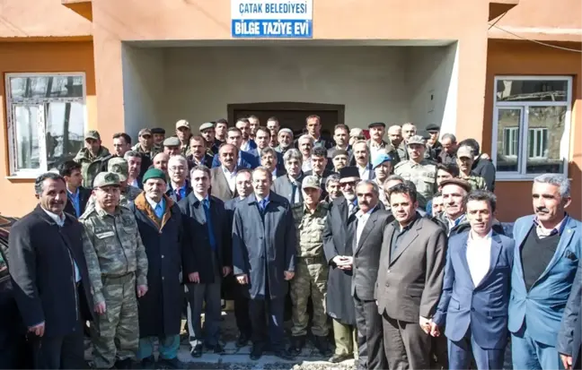 Vali ve Büyükşehir Belediye Başkan Vekili Taşyapan'ın, Çatak Ziyareti