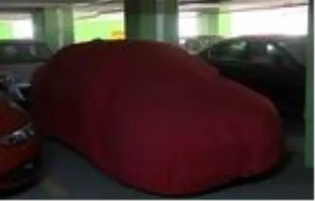 İstanbul'da dolu uyarısını dikkate alanlar kapalı otoparklara akın etti