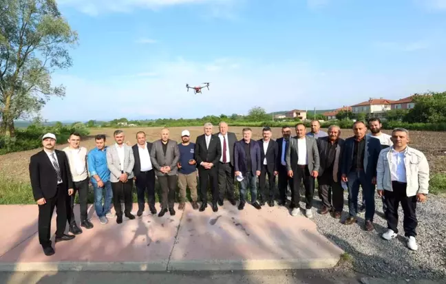 Sakarya Büyükşehir Belediye Başkanı Ferizli ve Söğütlü'de temaslarını sürdürdü