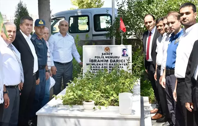 Gaziantep'te 15 Temmuz Demokrasi ve Milli Birlik Günü Şehitlik Ziyareti