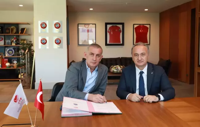 TFF ve TED'den Kadın Hakemler İçin İngilizce Eğitim Protokolü