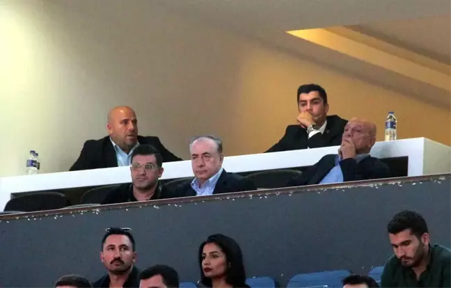 Başkan Cengiz'den basketbol takımına destek