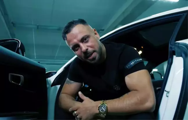 Massaka kimdir? Massaka'nın gerçek ismi ne? Rapçi Massaka (Murat İlhan) kim, kaç yaşında, nereli, mesleği ne?