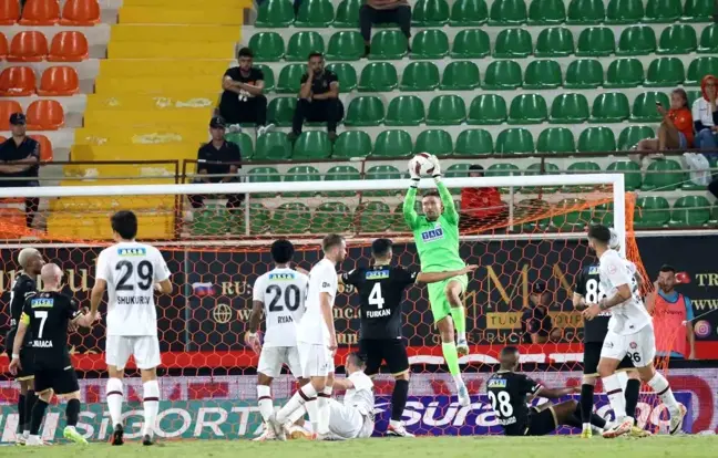 Corendon Alanyaspor, Karagümrük'ü 1-0 mağlup etti
