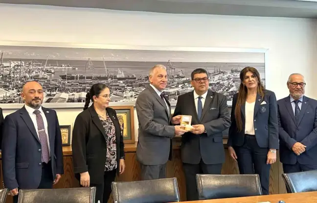 KKTC Maliye Bakanı Mersin Limanı'nın önemini vurguladı