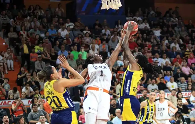 Fenerbahçe Kadın Basketbol Takımı 6. Kez Şampiyon