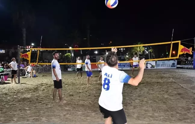 Mersin Bozyazı'da Plaj Voleybolu Turnuvası Tamamlandı