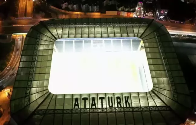 Atatürk'ün İsmi Fenerbahçe Stadyumu'na Yazılıyor