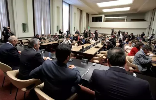 Kıbrıs Müzakerelerinde 5'li Konferans Yarın İsviçre'de Devam Edecek