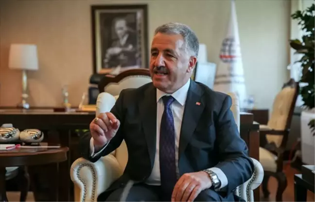 Bakan Arslan'dan Türk-İş'e Ziyaret