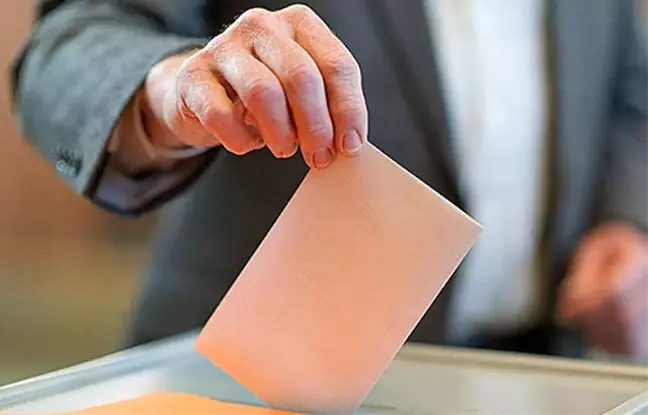 Tunus'ta halk cumhurbaşkanı seçimi için sandık başında