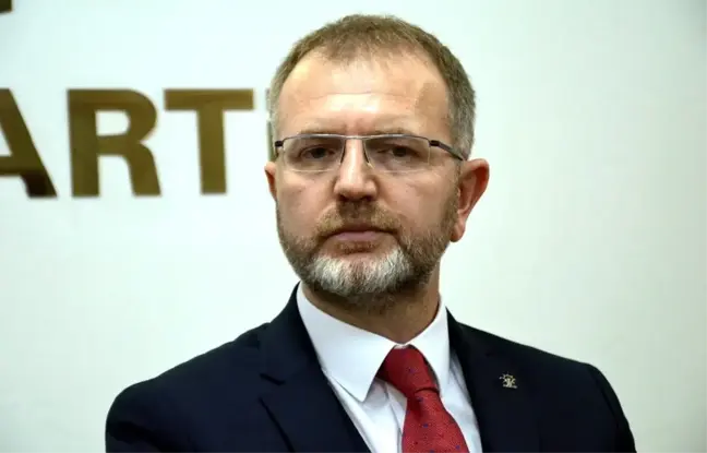 Başkan Ceyhun'dan partililere sosyal medya uyarısı