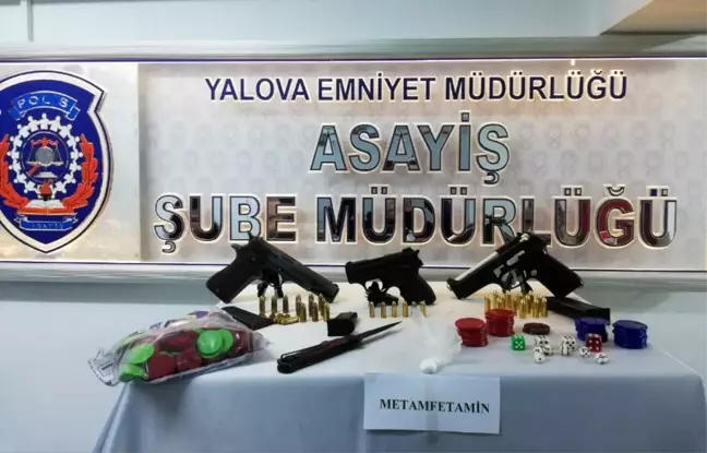 Yalova'da kumarhane baskını