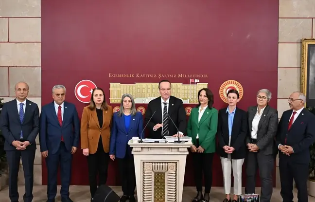 CHP Milletvekili Cevdet Akay, Mersin'de hukuka aykırı tarımsal kredi iddiasında bulundu