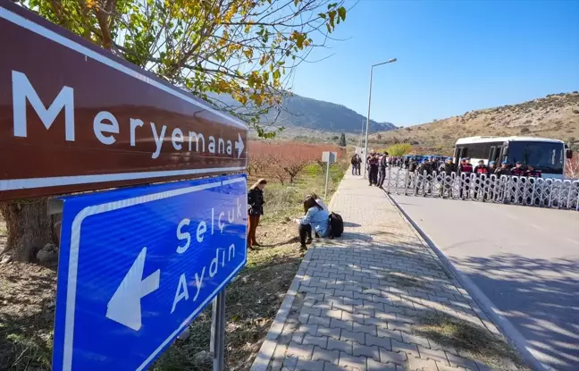 Özgür Özel: Otopark Geliri Selçuk Belediyesi İçin Kritik