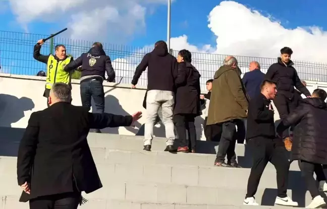 Karabük'te Amatör Lig Maçında Taraftar Arbede Çıkardı