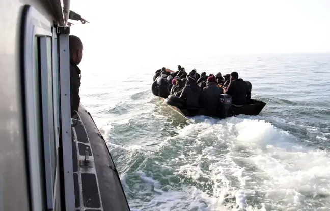 Tunus Açıklarında Mülteci Teknesi Battı: 8 Kayıp