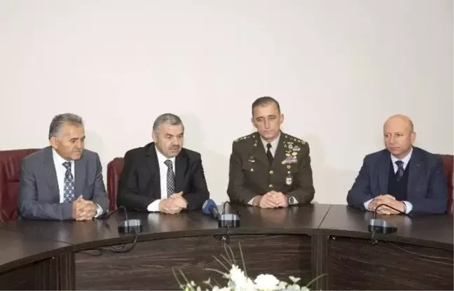 Kayseri Her Zaman Askeri ve Polisinin Yanında