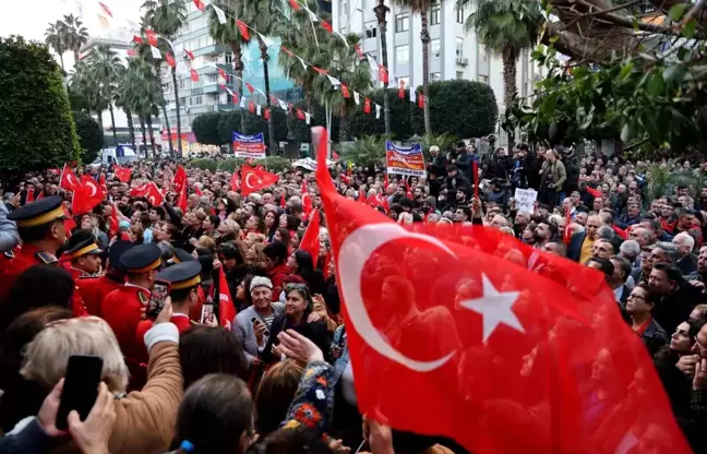 Adana Büyükşehir Belediye Başkanı Zeydan Karalar, yeniden aday olduğunu açıkladı