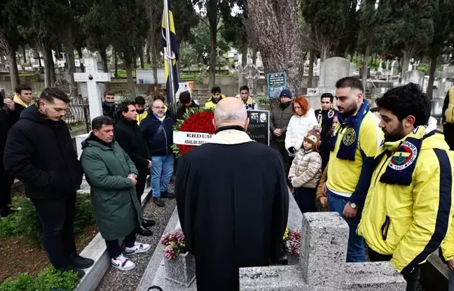 Fenerbahçe Kulübü ve Taraftarları Lefter Küçükandonyadis'i Anma Töreninde Buluştu