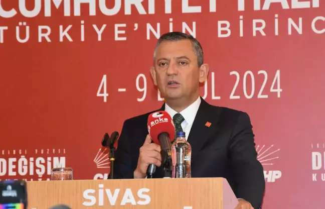 Özgür Özel: 'Cumhuriyet Halk Partisi Değişecek, Türkiye Değişecek'