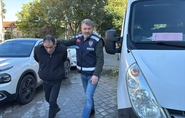 Samsun'da Uyuşturucu ve Silah Kaçakçılığı Operasyonu: 4 Gözaltı