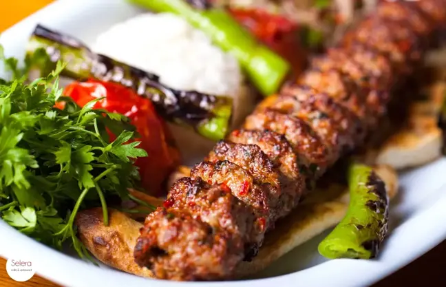 Şanlıurfa'da Kiloyla Kebap Yaptırma Dönemi