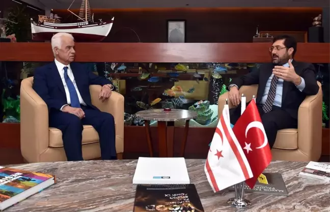 KKTC Eski Cumhurbaşkanı Derviş Eroğlu'ndan Beşiktaş Belediyesi'ne Ziyaret