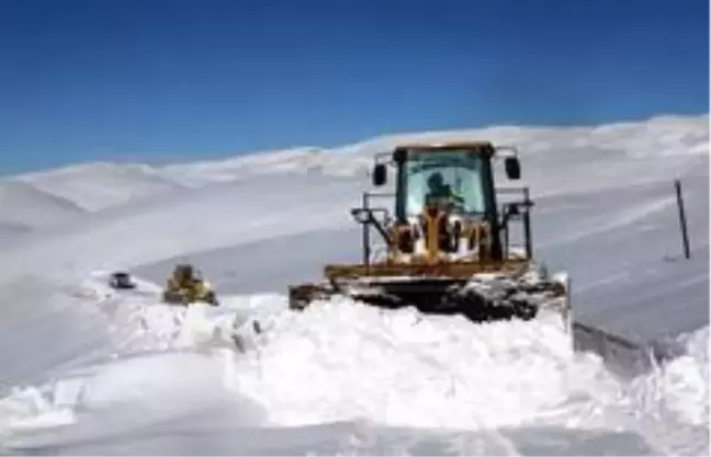 Van'da 146 yerleşim yeri yolu ulaşıma kapalı